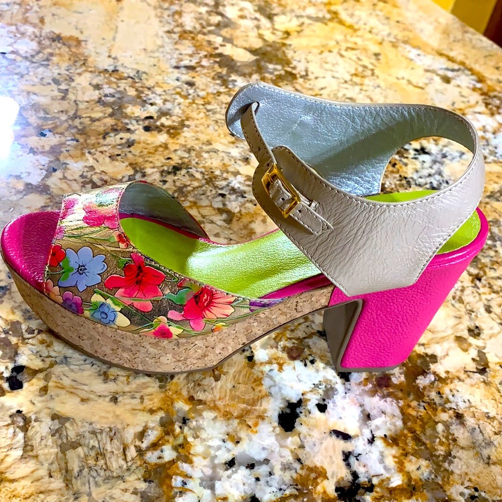 Leather platform shoes